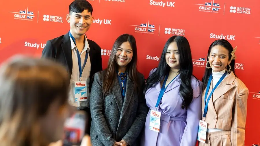 Six Top Tips on Applying for a Scholarship